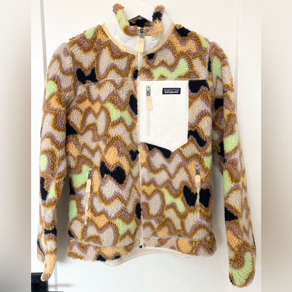 Patagonia Jackets & Blazers - NWT Patagonia Women’s Classic Retro-X Jacket Small Currents Natural Size Medium